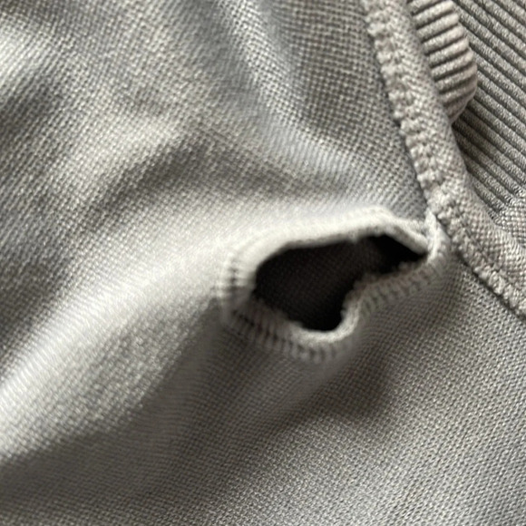 GUESS Grey Crop Tank Top/Sports Bra Logo Nylon Stretch Acid Wash 80’s Vibe M/L - Picture 8 of 10